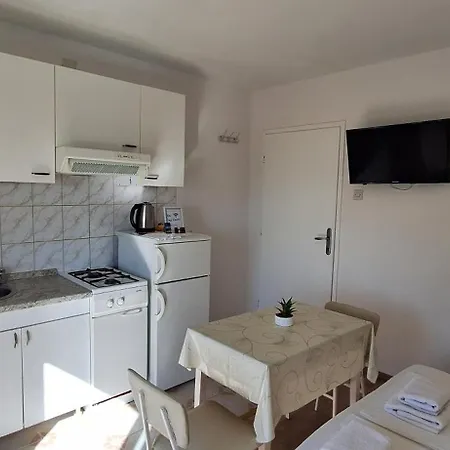 Iva Apartment