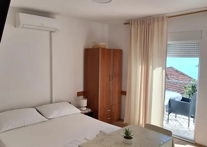 Iva Apartament Podaca